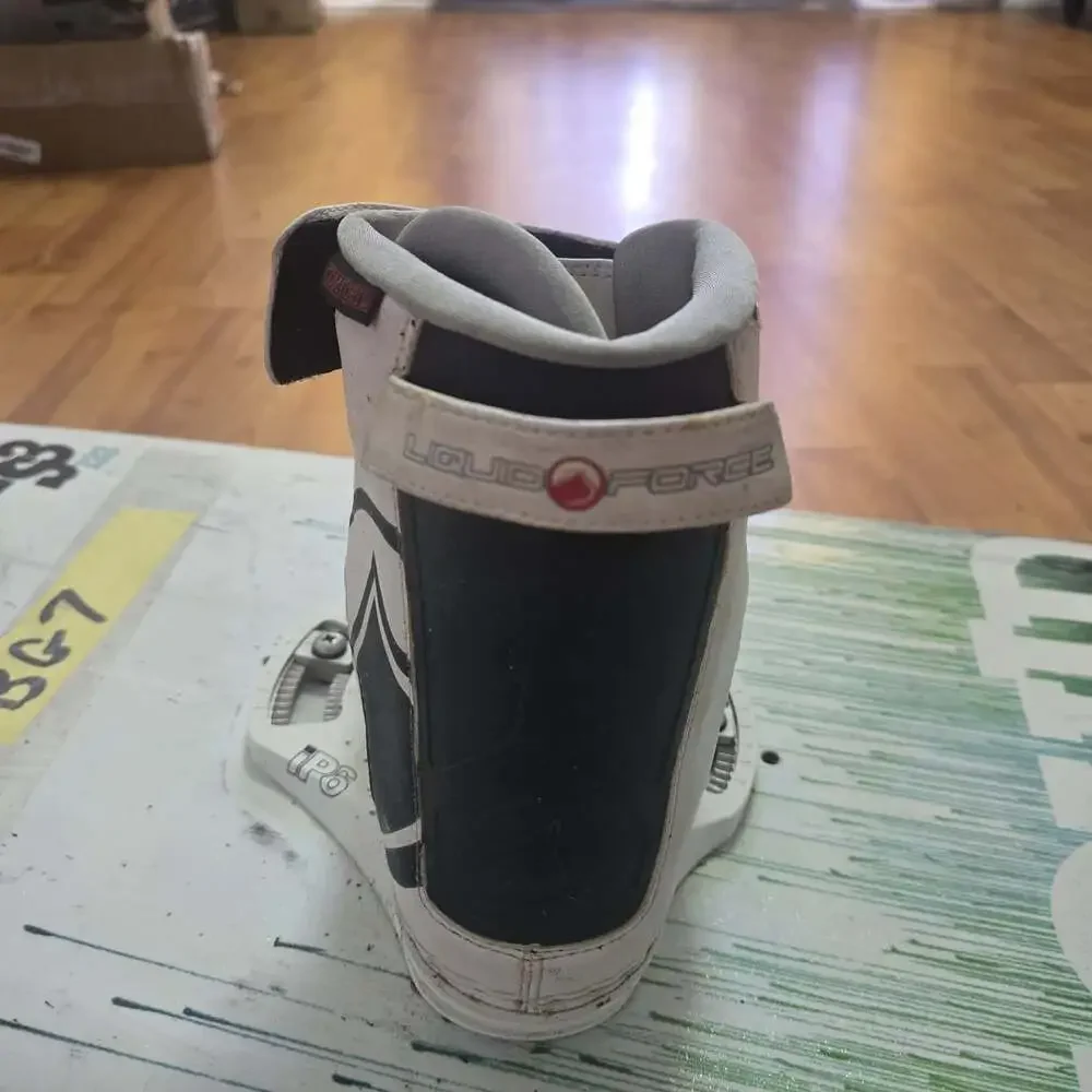 Liquid Force Waterboard Comfort Wake Board With White Bindings PS3 Model Sz 5-8